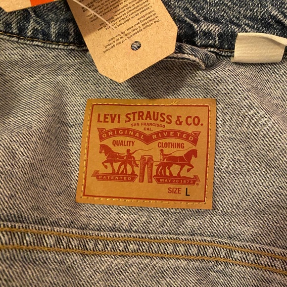 Levi’s Trucker Denim Jacket - Picture 4 of 6